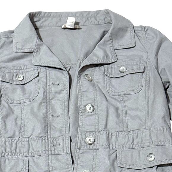 LOFT Gray Jacket - Size 8 - Casual Classic w/ Pockets & Figure-Flattering Waist - Picture 3 of 10